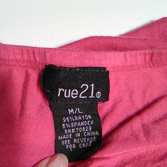 Rue 21 Hot Pink strapless top (junior) - Picture 7 of 7